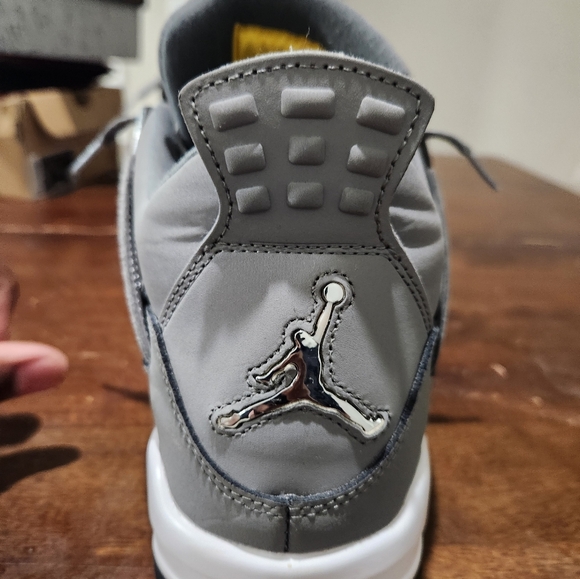 Jordan 4 cool greys - Picture 3 of 4